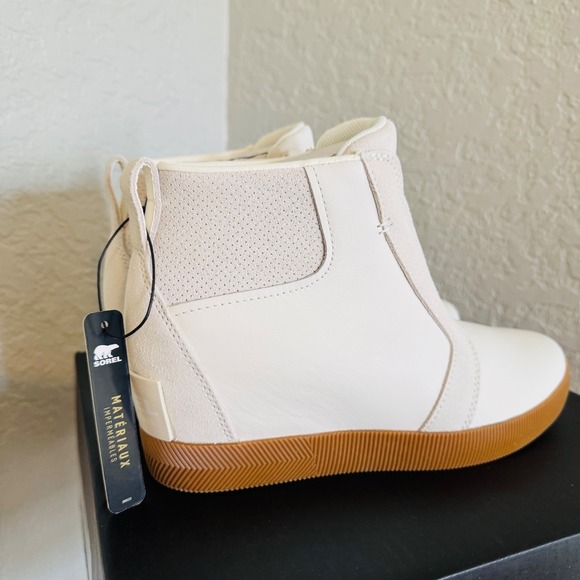 Sorel Shoes - Sorel Out N About Wedge Leather Bootie, Ankle Boots White/Sea‎ Salt, Size 8, NWT